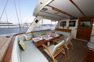 GALILEO G -  Dining on deck